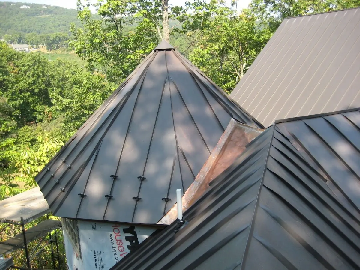 Professional Roof Tarp Installation by Craftsman Roofing in Plattsville
